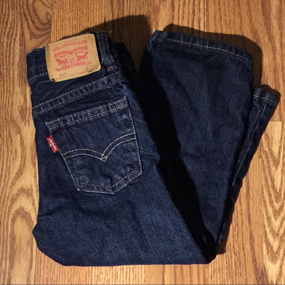 2t levi jeans